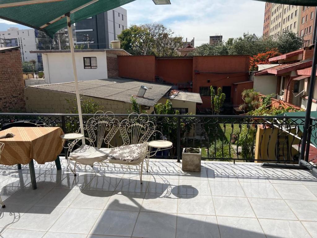 Habitaciones Privadas Novillo Cochabamba Exterior foto